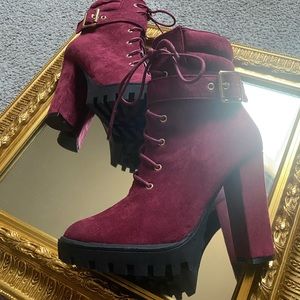 Ladies Zip up Boots